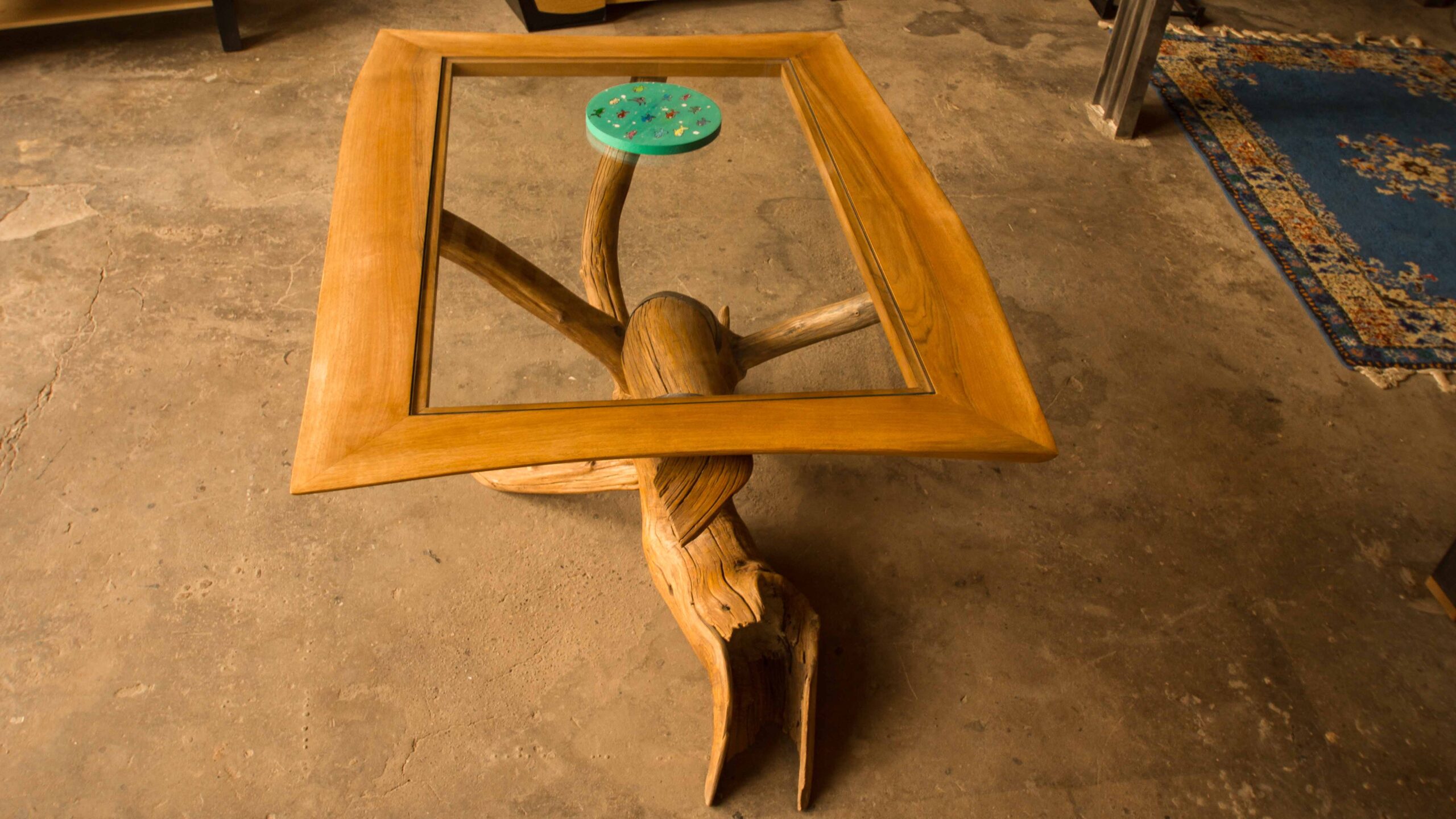 Table basse racine